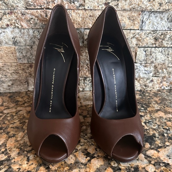 Giuseppe Zanotti Leather Peep Toe Heels - Picture 4 of 8